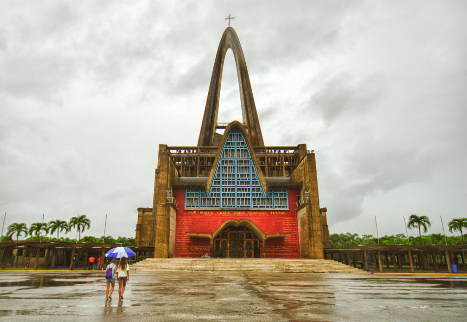 basilica virgen de altagracia higuey