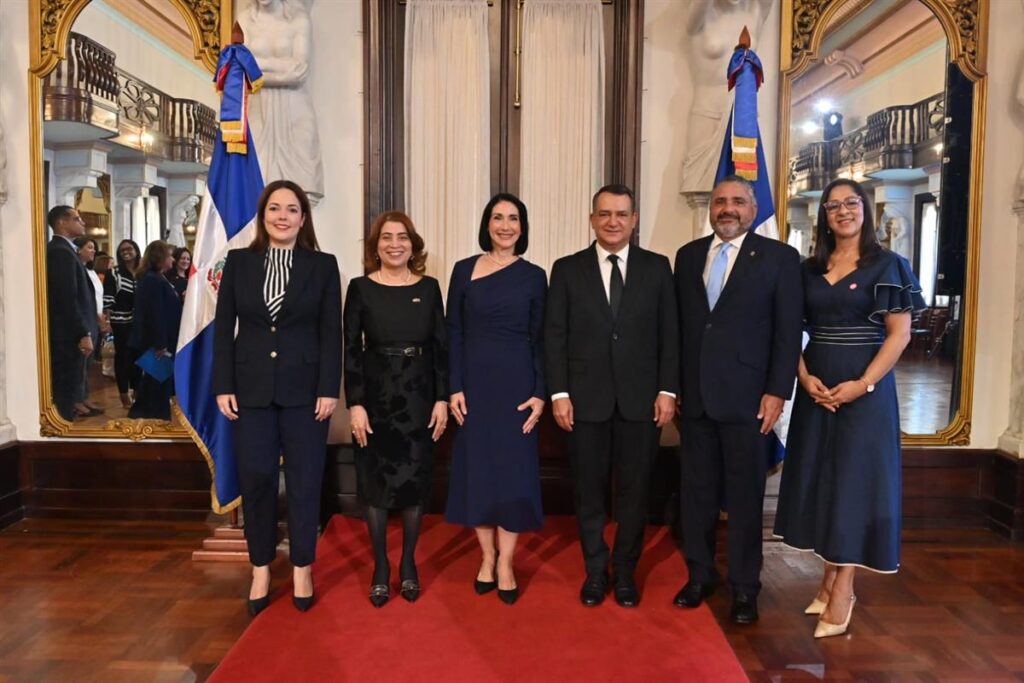 JCE liderará esfuerzo nacional contra el subregistro; renueva acuerdo con más de 15 instituciones 1000235705
