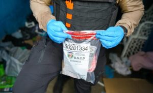 DNCD ocupa más de 7 KG de drogas en SDO dncd incauta sustancia 1140x694