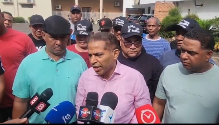 Gremios choferiles del Cibao emplazan a INTRANT explicar destino de 5 millones de galones de gasoil asignado que no reciben 1000285168