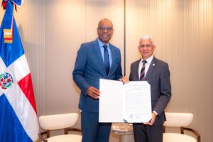 CDP reconoce al presidente del Senado, Ricardo de los Santos, por su respaldo al gremio periodístico img 20260723 wa0065