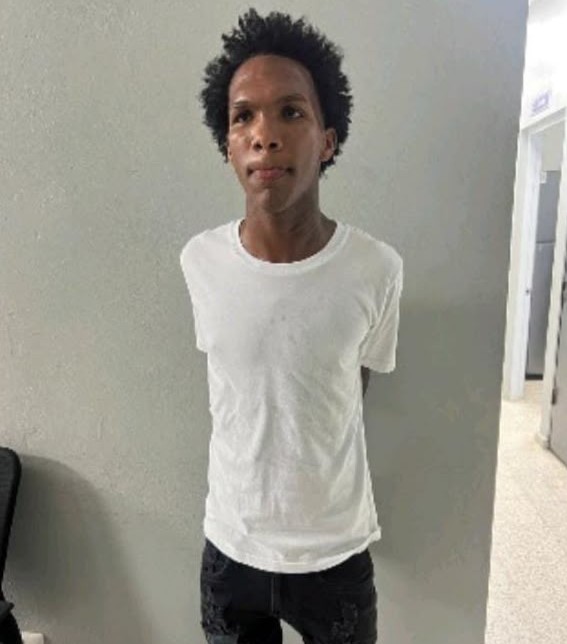 La P.N activa búsqueda de hombre acusado de obligar a una adolescente a ingerir una sustancia tóxica img 20260723 wa0078~2
