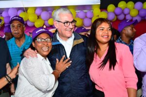 Gonzalo Castillo promete comida “por las cuatro esquinas” y apoyo al sector agropecuario img 20260814 wa0056