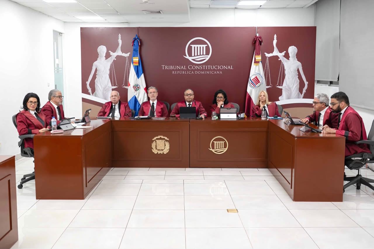 foto 1 magistrados durante la audiencia pública