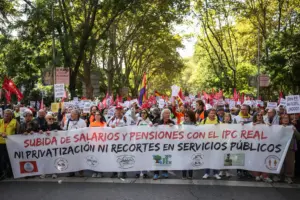 Protestas en Madrid por pensiones dignas xx2ekge3hbd5lee4qfi5arpeay
